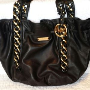 l Michael Kors Large Black Leather Tote w/ G