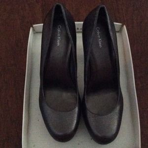 Calvin Klein Gunmetal Pumps