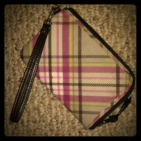 NWOT 31 Wristlet