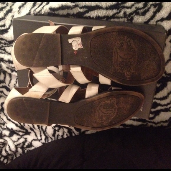 Sandals - Picture 3 of 3