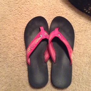Pretty pink flip flops!