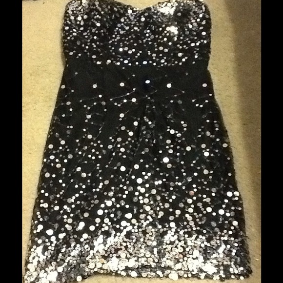 Short evening/special occasion dress