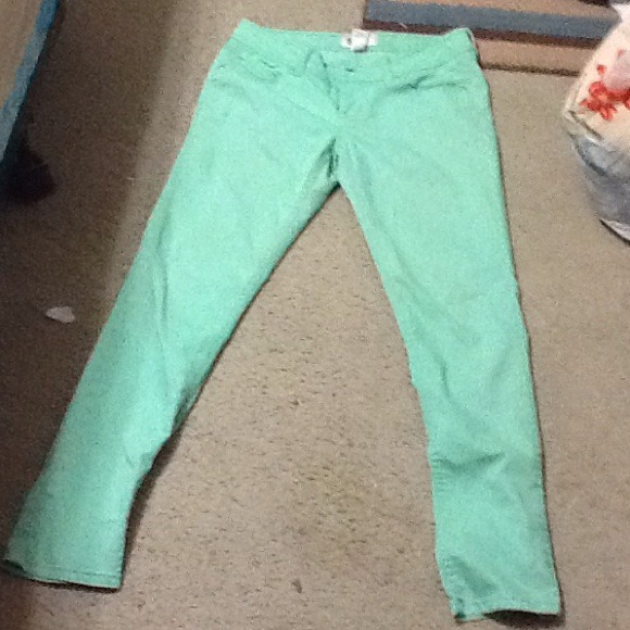Green skinny pants