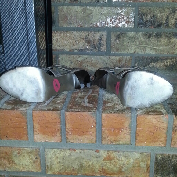 TOO SEXY SANDAL! - Picture 3 of 4