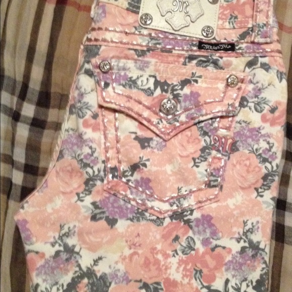 Spring pink floral Miss Me
