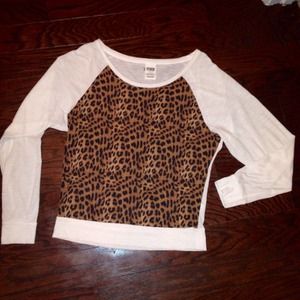 🚫SOLD🚫Victoria's Secret Cheetah Print Top💕