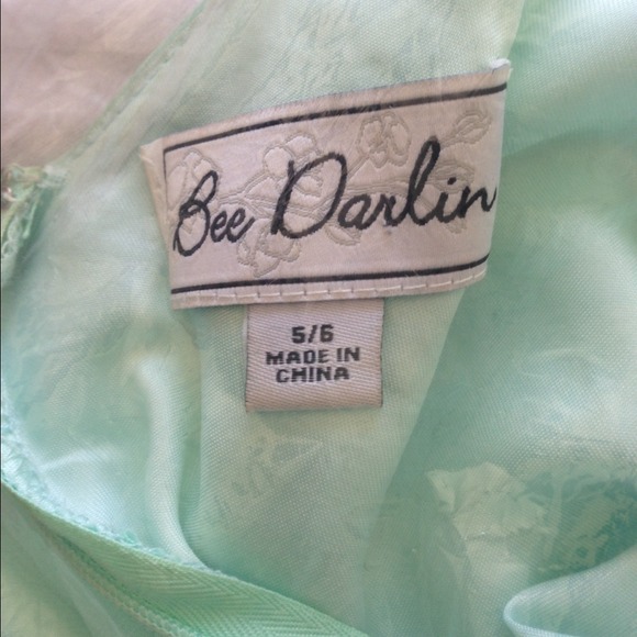 Prom dress from Dillard's. Size 5/6 fits lose. - Picture 2 of 4