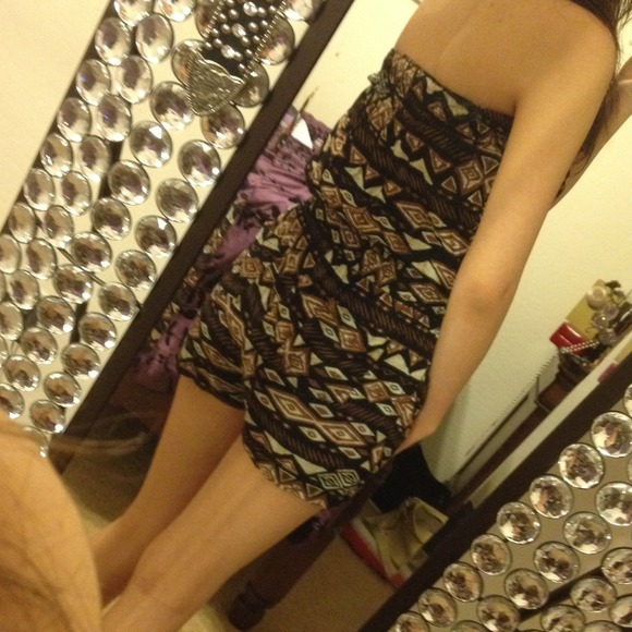 Romper - Picture 3 of 4