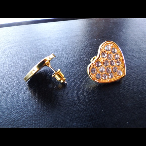 Pave heart earrings - Picture 2 of 2