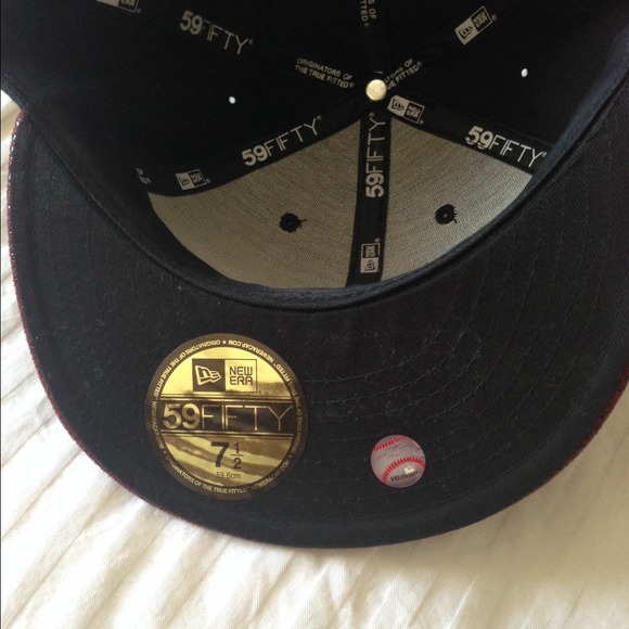 Baseball SnapBack - Picture 2 of 3