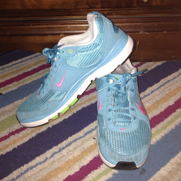 ❌SOLD to @bkristina❌ Nike Flex Running Shoes