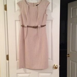 Professional dress that is perfect for the office!