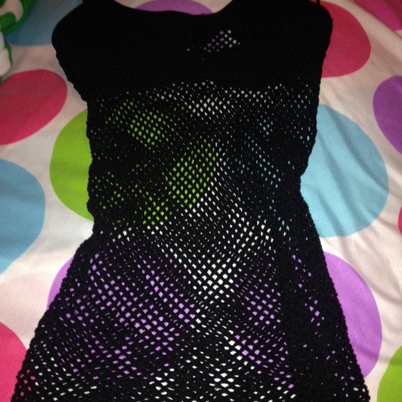 Bundle two fishnet shirtss💢💢sale only today