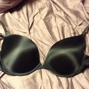 SOLD!!!!!! Black victoria secret bra