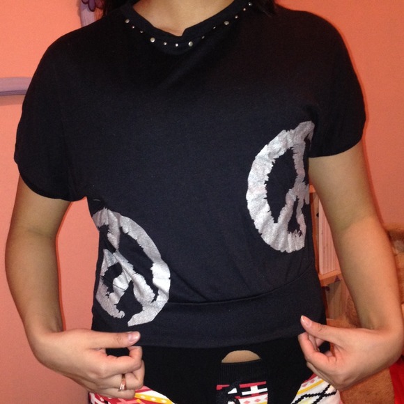 Small girls top💢💢sale only today