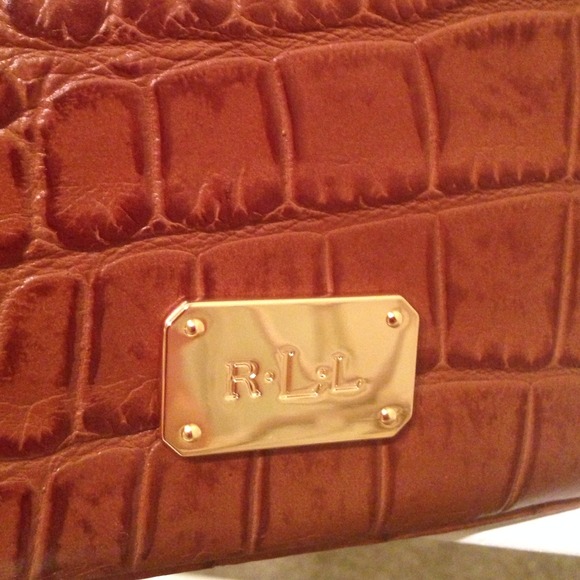 Ralph Lauren large tan/brown Croc 🐊 wristlet - Picture 2 of 2