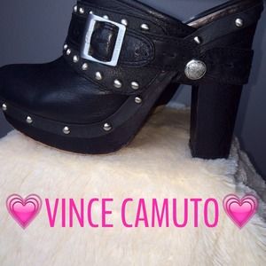 🎀SOLD BUNDLE FOR LEANN🎀. Vince Camuto Clogs.