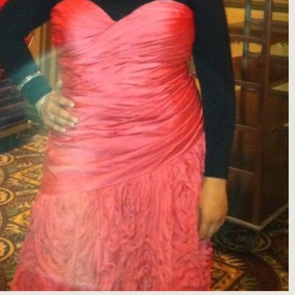 Evening dress (peach color) - Picture 2 of 2