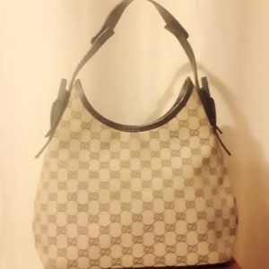 SOLD 🚫on Threadflip 🚫 Gucci Purse