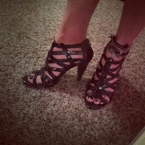 STEVE MADDEN Gladiator Pumps