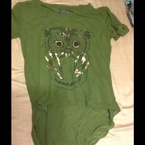 Green owl shirt
