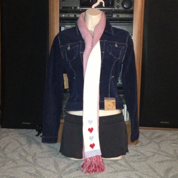 Accessories - 🆓Cute Winter Scarf