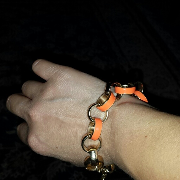 Orange link gold bracelet - Picture 4 of 4