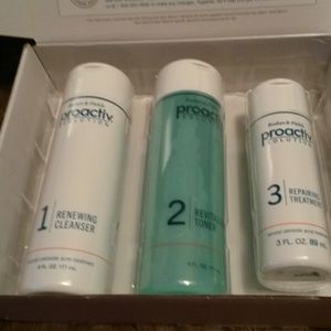Proactiv acne treatment