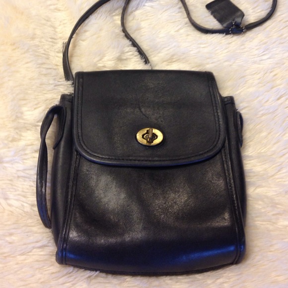 Black COACH purse