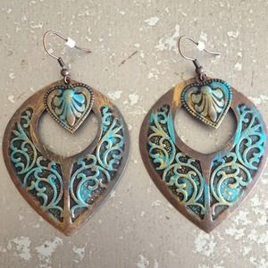 SOLD Lightweight earrings