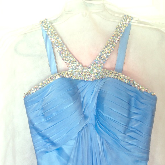 Prom dress! - Picture 1 of 4