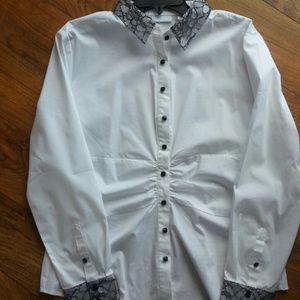 New w/o tags New York & Co dress shirt.