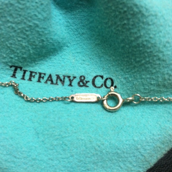 💚💙Tiffany & Co. 925 Alphabet neclace💙💚 - Picture 2 of 4