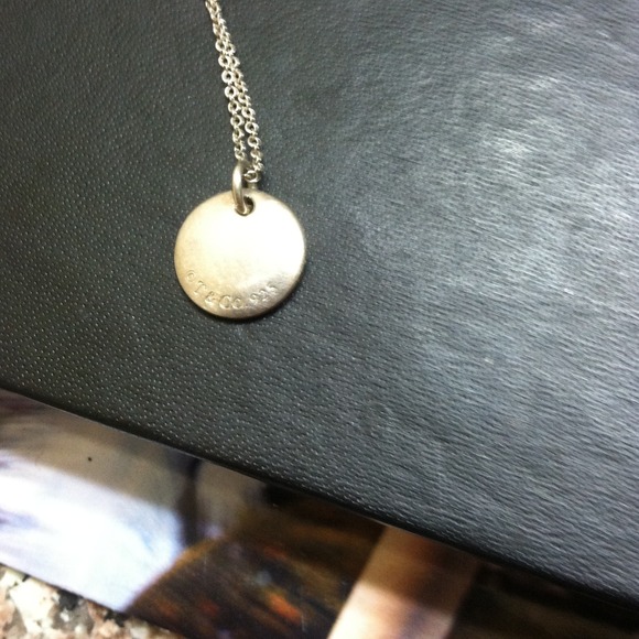 💚💙Tiffany & Co. 925 Alphabet neclace💙💚 - Picture 4 of 4