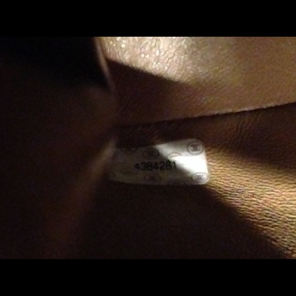 🚫SOLD!! Authentic Chanel Beige Double Flap GHW - Picture 4 of 4