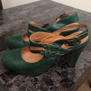 Made in Spain Emerald Green leather shoes.