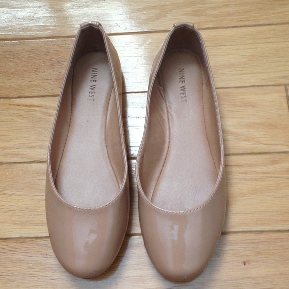 Nine West Nude Flats