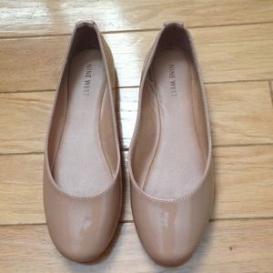 Nine West Nude Flats