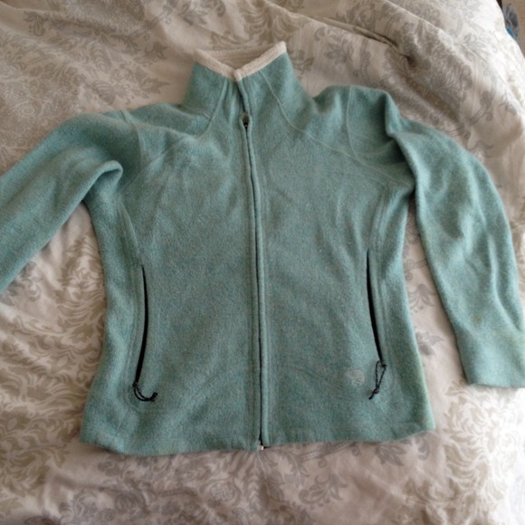 Mountain Hard Wear 50%wool sweater!