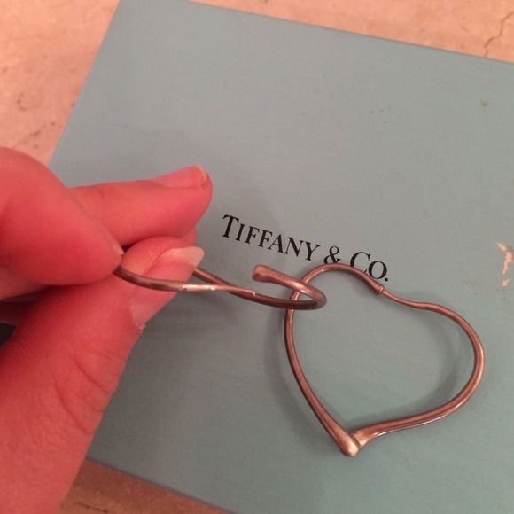 SOLD.Tiffany & Co Silver Elsa Peretti Open Heart - Picture 3 of 3