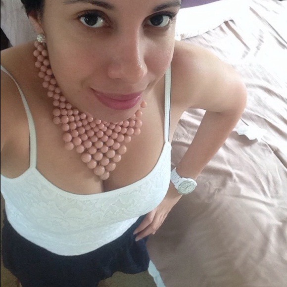 Coral Necklace Set - Picture 4 of 4