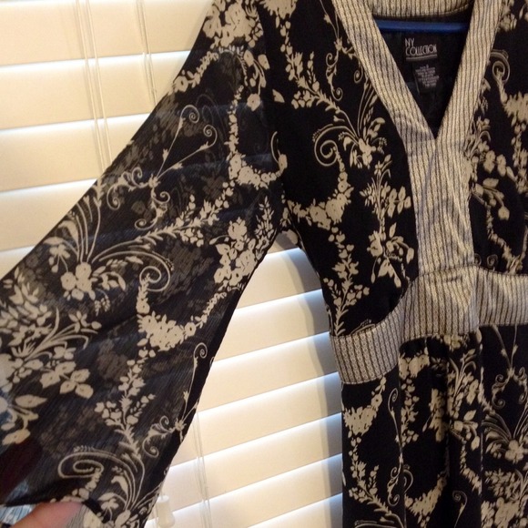 Gorgeous blouse by NY Collection-Sz S - Picture 3 of 4