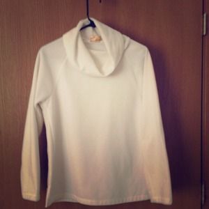 New White Fleece Sweater - Size Small