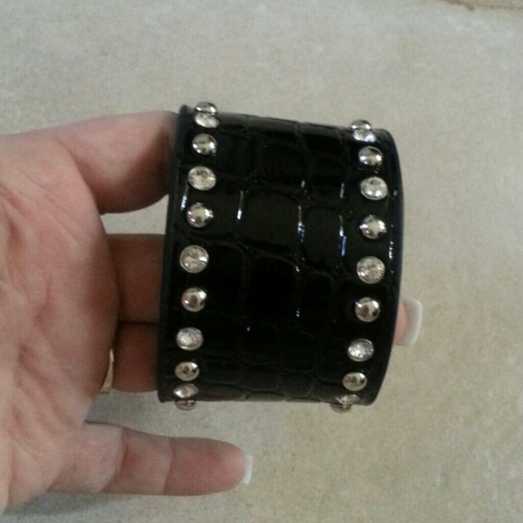 GIVEN AWAY TO A FELLOW POSHER! - Picture 2 of 3