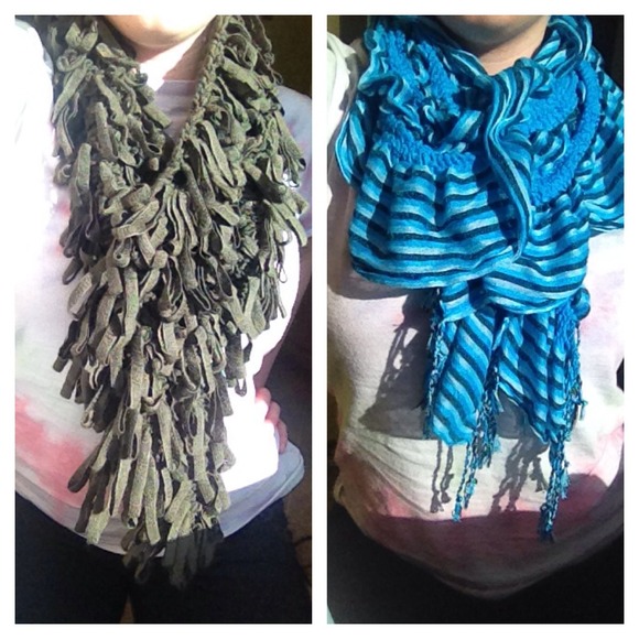 🚫SOLD🚫Two lovely scarves!