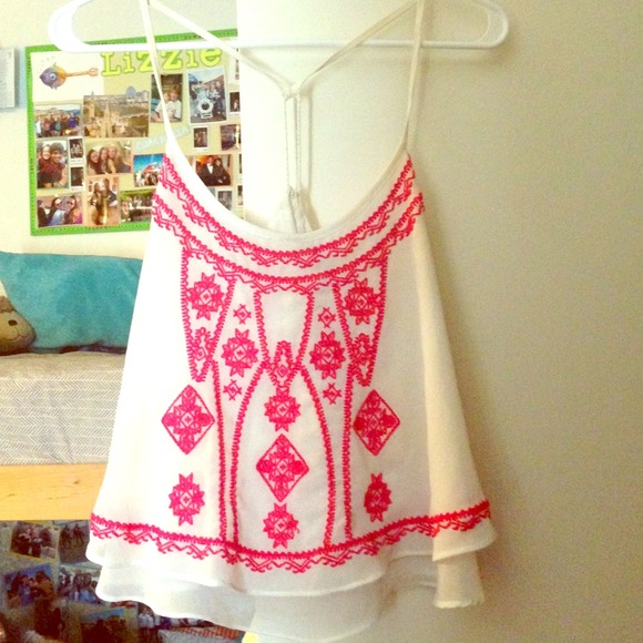 Sold tribal top