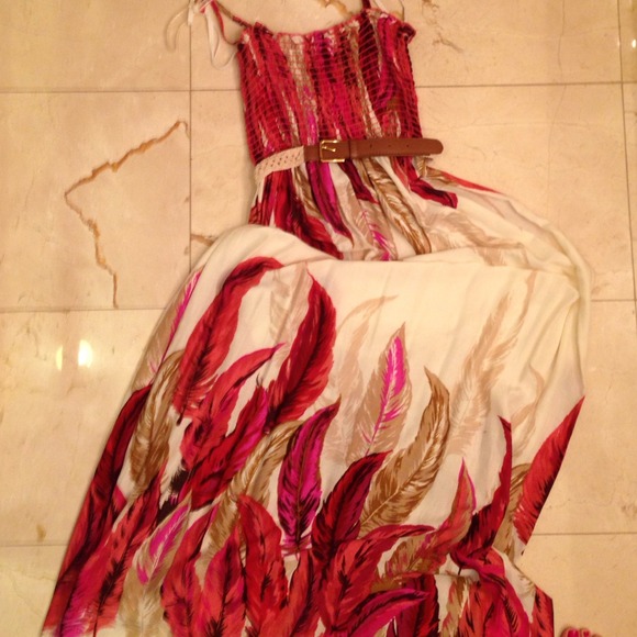 Dresses & Skirts - Beautiful Maxi Dress-NWOT