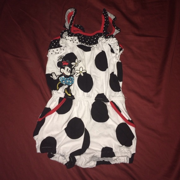 🚫SOLD🚫 Disney Minnie Mouse polka dot romper
