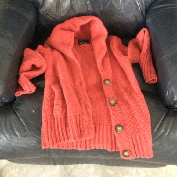 American eagle sweater