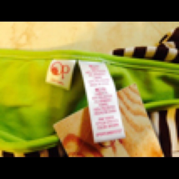 Cute bathing suit - Picture 3 of 3